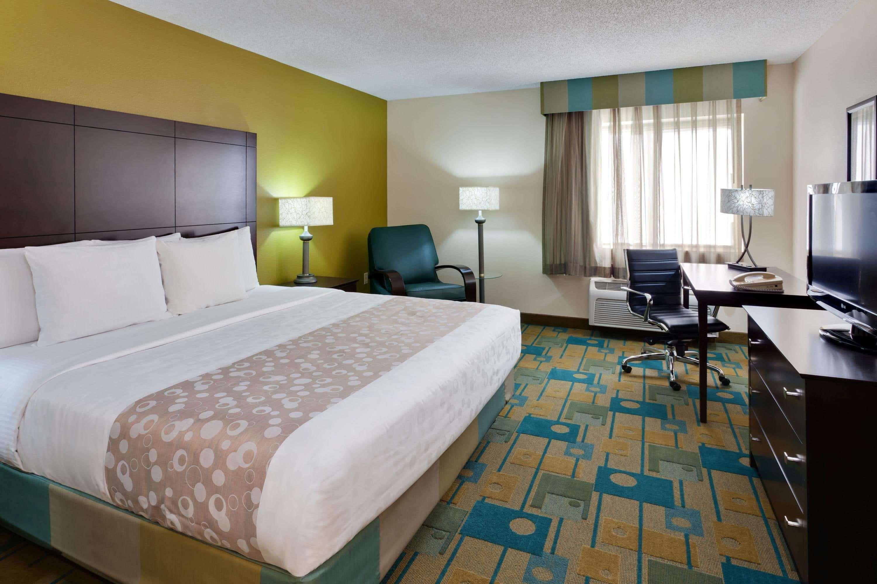 La Quinta By Wyndham Plattsburgh Hotell Exteriör bild
