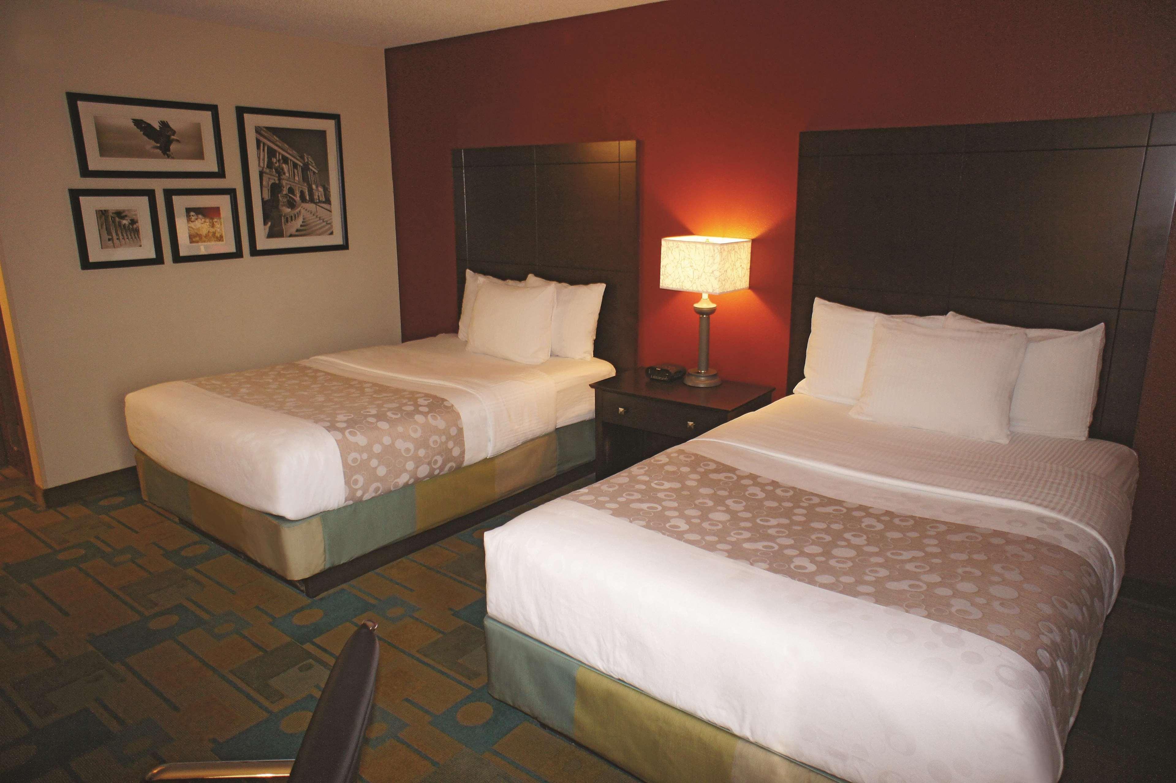 La Quinta By Wyndham Plattsburgh Hotell Exteriör bild